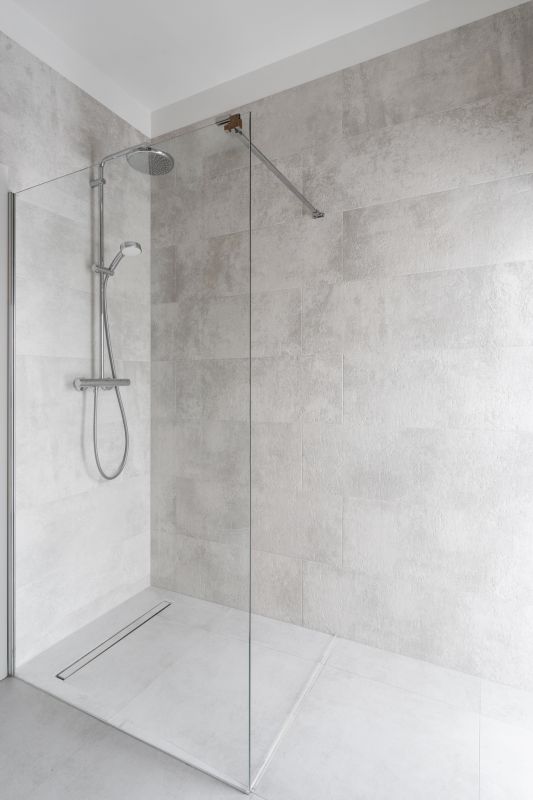 Rainfall Showerhead in Compact Space
